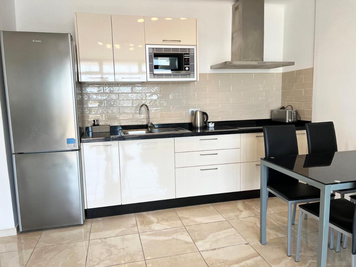 Modern Apartment With Prime Location Puerto del Carmen  Zewnętrze zdjęcie